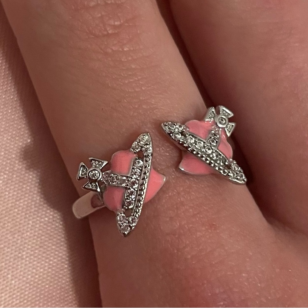Vivianne Westwood Pink Heart Ring 💗🎀